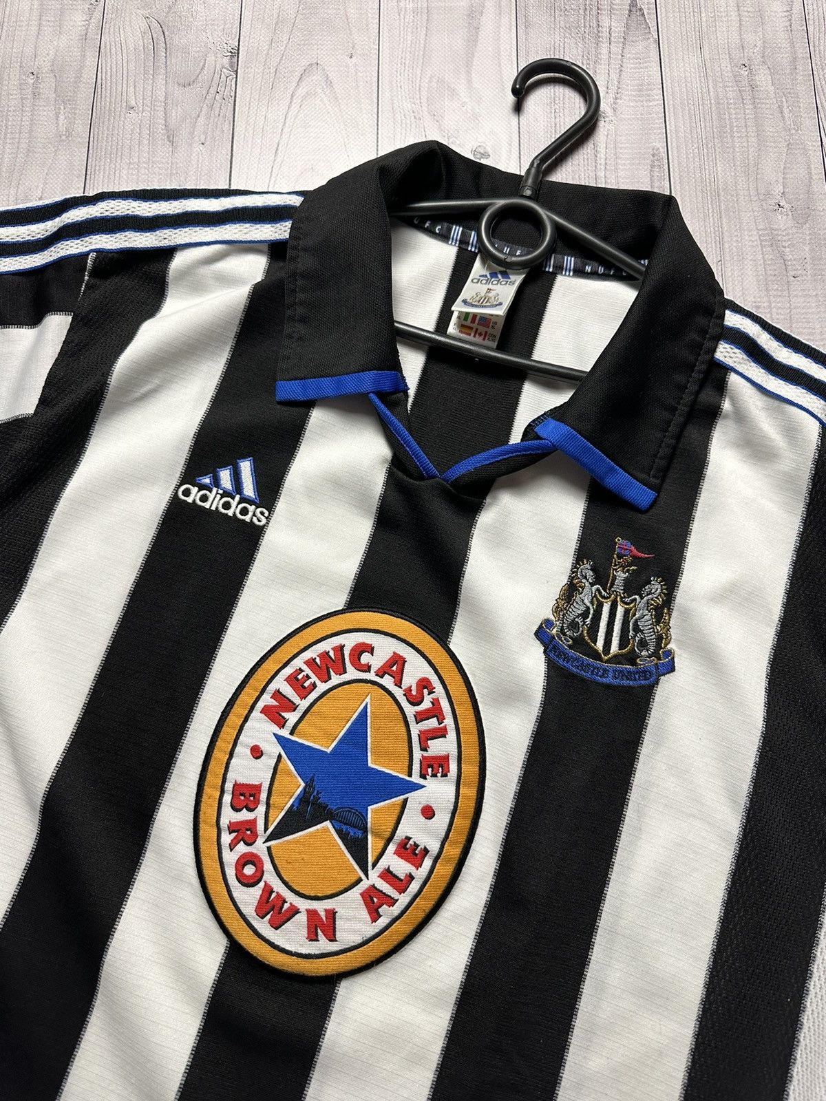 Adidas × Vintage Vintage New Castle United Adidas soccer jersey size M/L Size US M / EU 48-50 / 2 - 5 Thumbnail