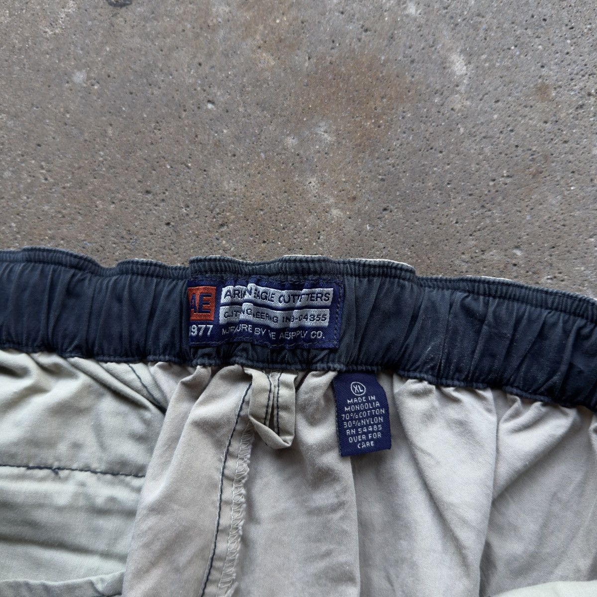 American Eagle Outfitters VINTAGE BAGGY NYLON CARGO PARACHUTE PANTS AMERICAN EAGLE XL Size US 36 / EU 52 - 7 Thumbnail
