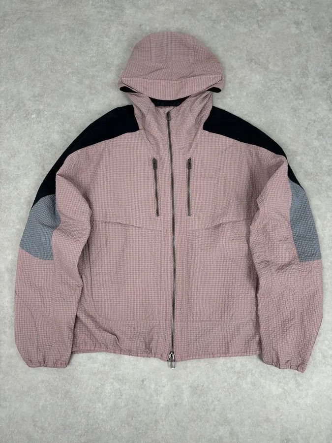 Emporio Armani AW2020 Emporio Armani Rose Nylon Windbreaker Jacket Size US L / EU 52-54 / 3 - 1 Thumbnail
