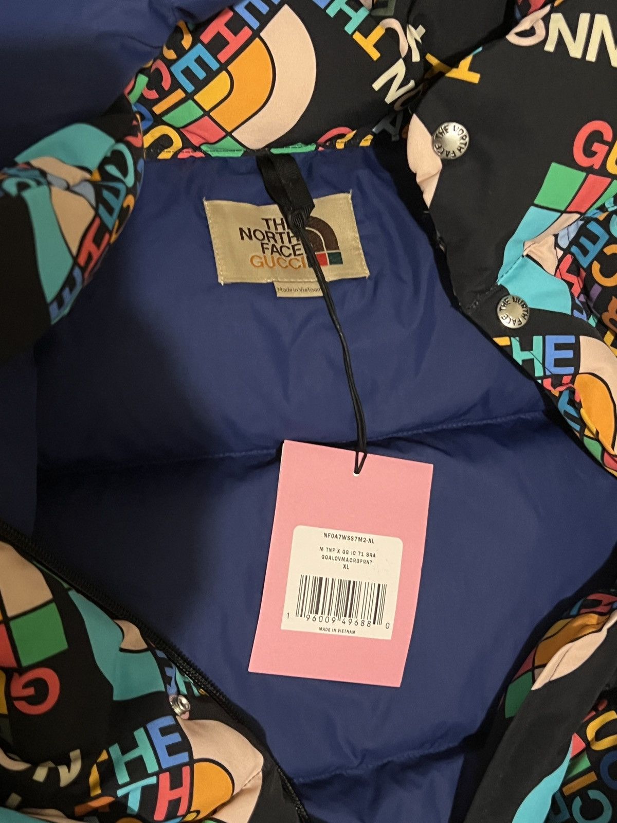 Gucci × The North Face (XL) BNWT Gucci X The North Face Sierra Parka logo print Size US XL / EU 56 / 4 - 3 Thumbnail