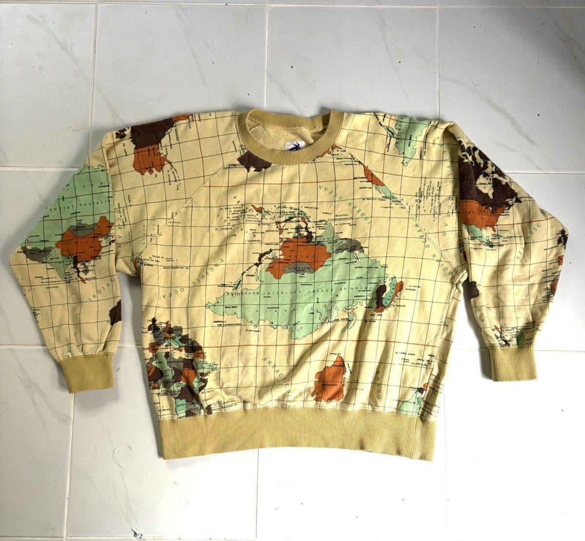 Hai Sporting Gear !! RARE !! Issey Miyake x Hai Sporting Gera World Map Size US M / EU 48-50 / 2 - 1 Thumbnail