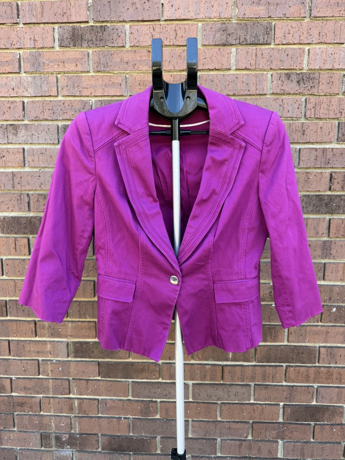 White House Black Market White House Black Market Blazer Size 8 Magenta Pink Cotton Size M / US 6-8 / IT 42-44 - 1 Thumbnail