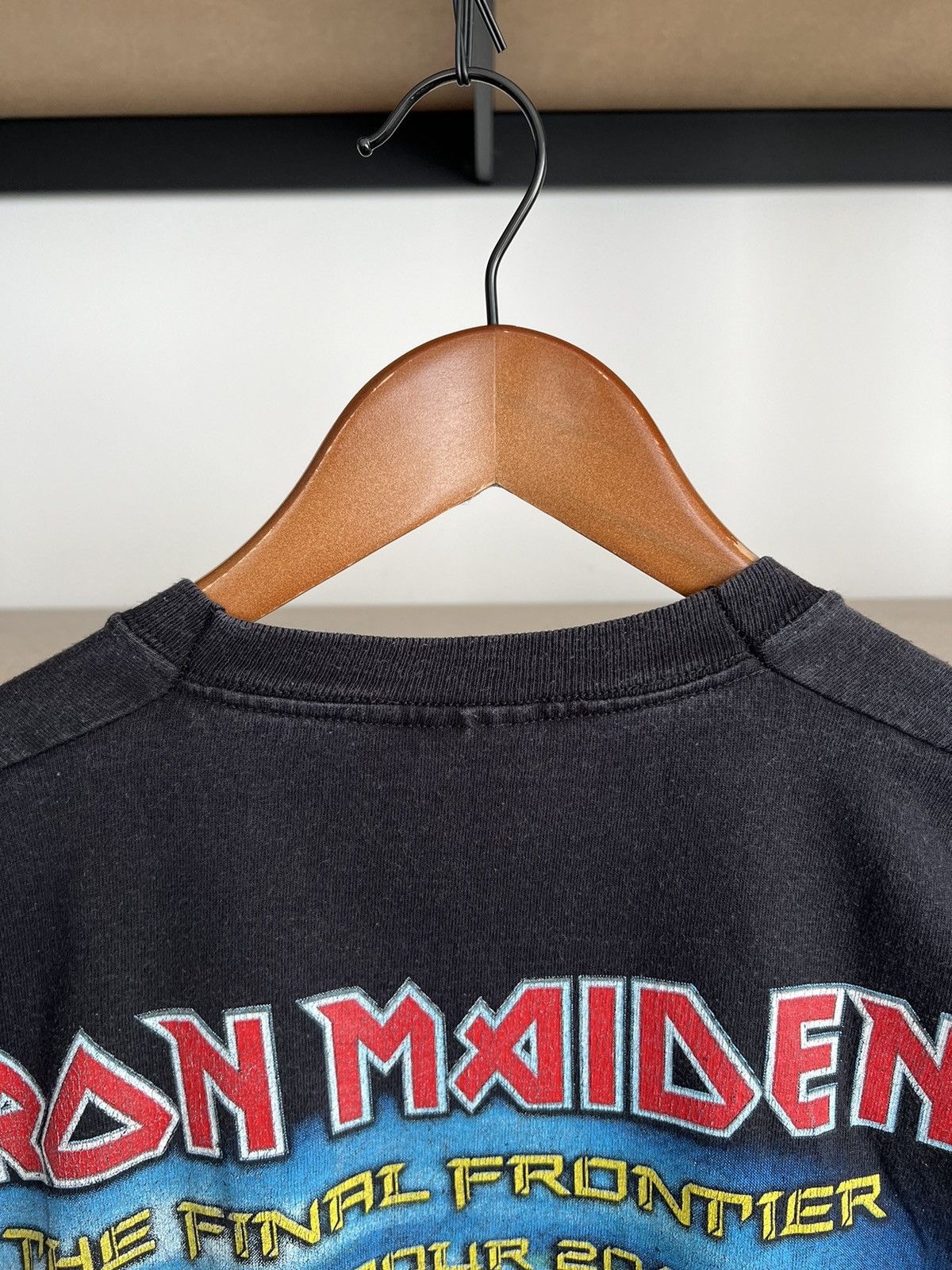 Band Tees Vintage 2010 Iron Maiden The Final Frontier Black T-shirt Size US M / EU 48-50 / 2 - 15 Thumbnail