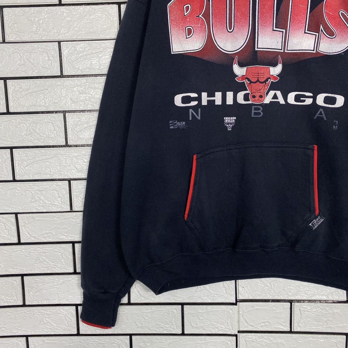 NBA 🔥VINTAGE HOODIE FRONT ROW SALEM SPORTSWEAR NBA CHICAGO BULLS Size US XL / EU 56 / 4 - 4 Thumbnail