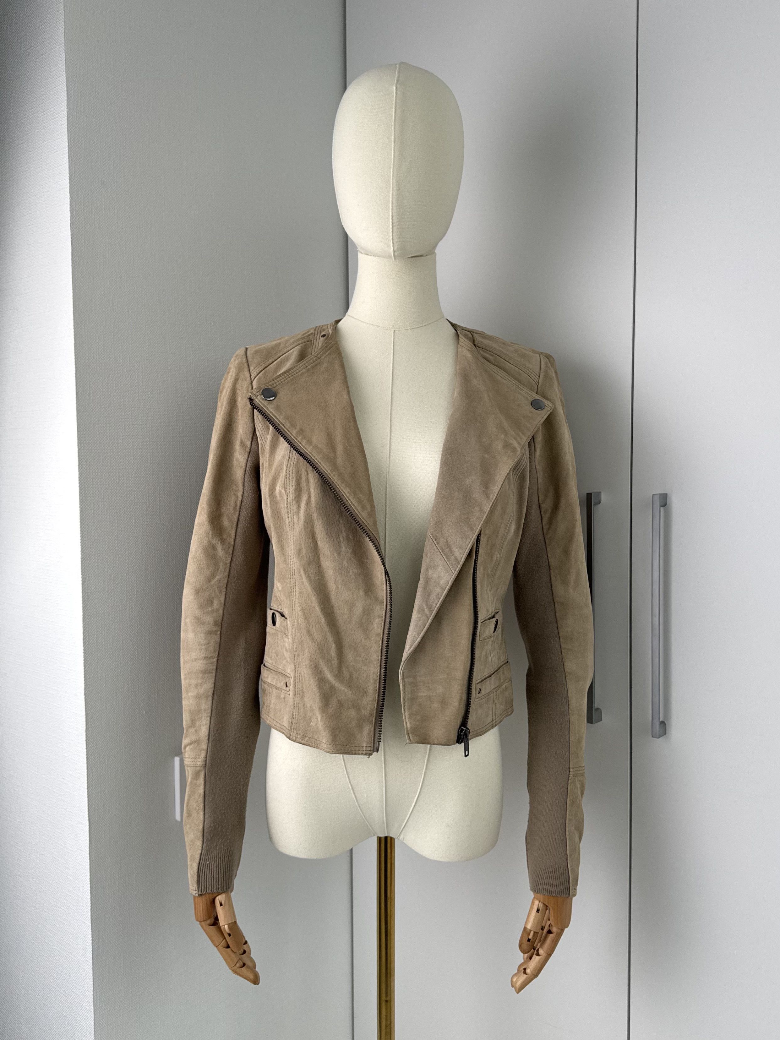 Vintage Women Beige Suede Jacket Y2K Vintage Cropped Biker Zip Size XS / US 0-2 / IT 36-38 - 3 Thumbnail