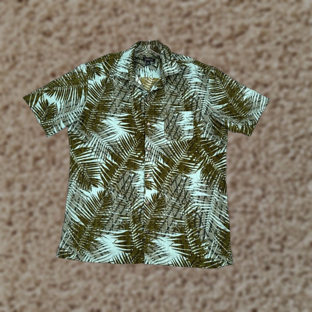 Van Heusen Van Heusen Shirt Adult M Blue Floral Leaf Hawaiian Polyester Button Mens Size US M / EU 48-50 / 2 - 1 Thumbnail