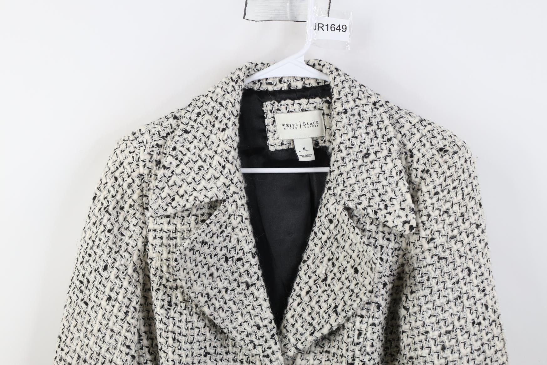 White House Black Market White House Black Market Belted Cropped Trench Coat Jacket Size M / US 6-8 / IT 42-44 - 2 Thumbnail