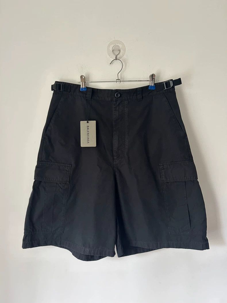 Balenciaga Balenciaga size S Washed and made old cargo shorts Size US 27 - 1 Thumbnail