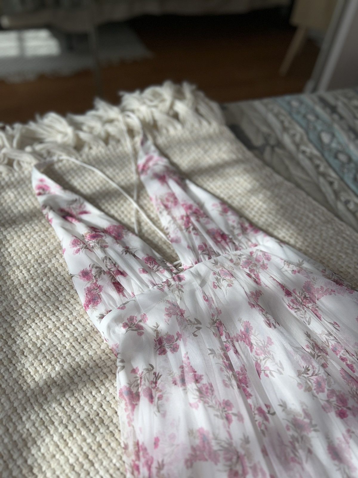 Other One and Only Collective Floral Plunge Neck Dress Size M / US 6-8 / IT 42-44 - 2 Thumbnail
