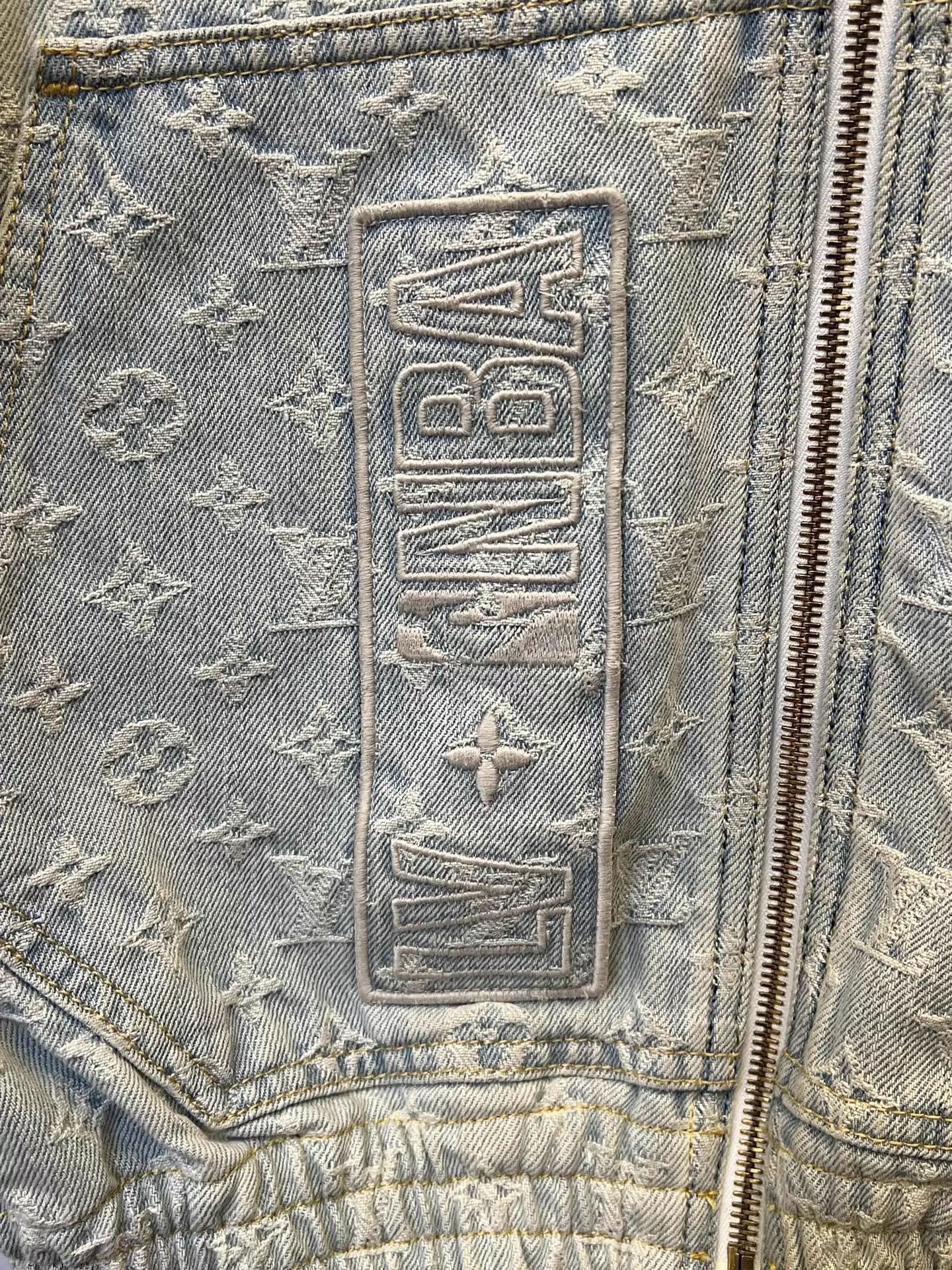 Louis Vuitton LOUIS VUITTON x NBA Men's Blue Denim Zip Hooded Jacket 46 Size US S / EU 44-46 / 1 - 2 Thumbnail