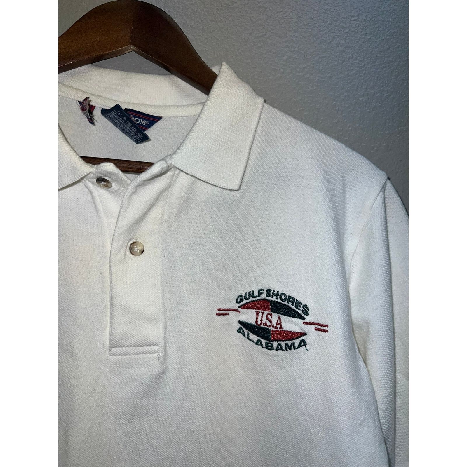 Fruit Of The Loom Vintage Gulf Shores Polo Shirt USA Alabama White 90s M Size US M / EU 48-50 / 2 - 3 Thumbnail