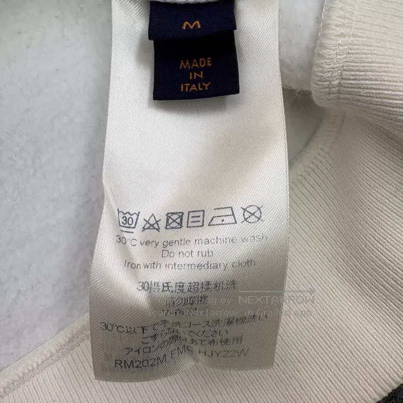 Louis Vuitton Louis Vuitton White color-block floral embroidered sweatsh Size US M / EU 48-50 / 2 - 6 Thumbnail