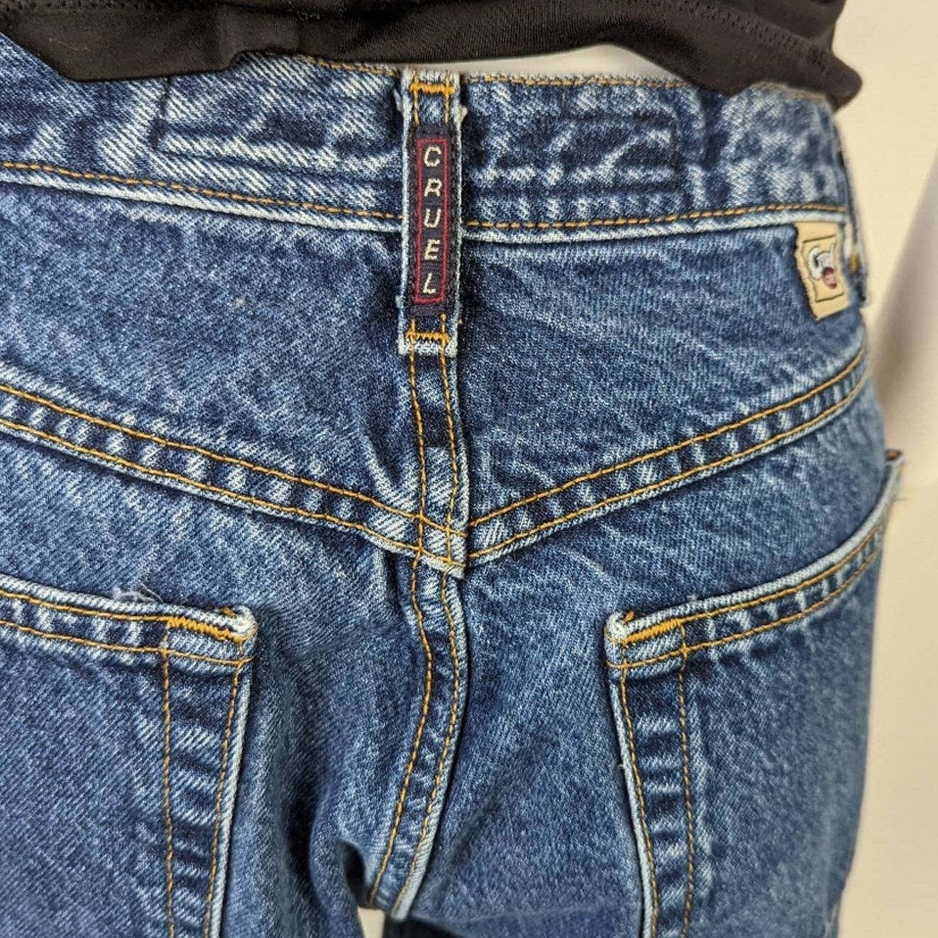 Vintage Vintage High Rise Mom Jeans by Cruel Girl - 9 Size 29" - 8 Thumbnail