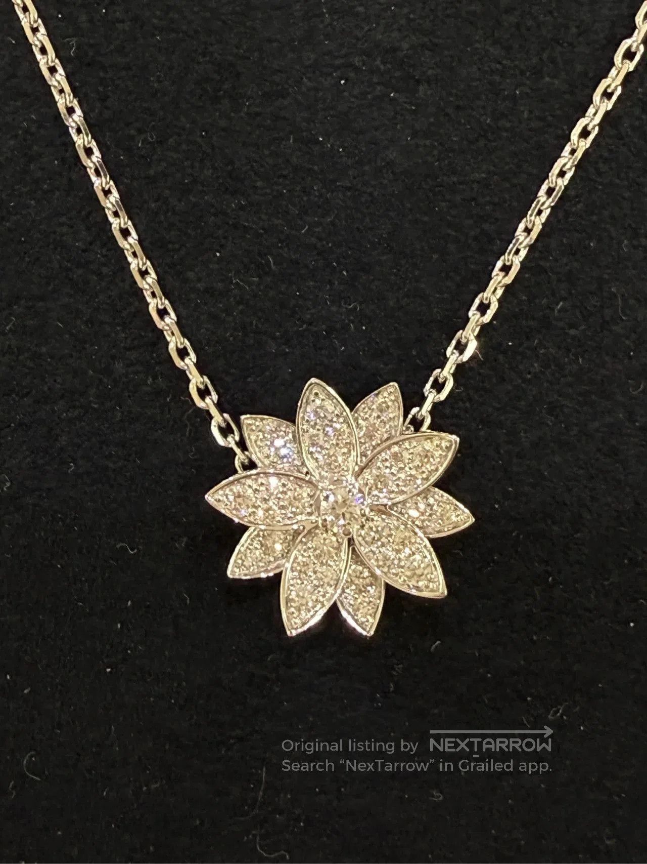 Van Cleef & Arpels Van Cleef & Arpels Lotus Diamond Necklace. Size ONE SIZE - 4 Thumbnail