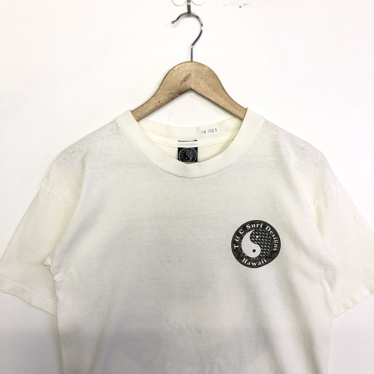Vintage Vintage T&C Surf Design Hawaii Big Logo Tshirt Size US M / EU 48-50 / 2 - 5 Thumbnail