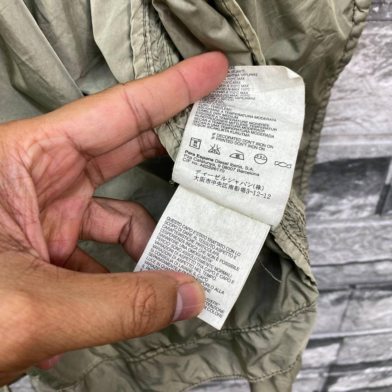 Diesel Black Gold RARE DIESEL WRINKLE NYLON UTILITY PARACHUTE PARKAS Size US L / EU 52-54 / 3 - 16 Thumbnail