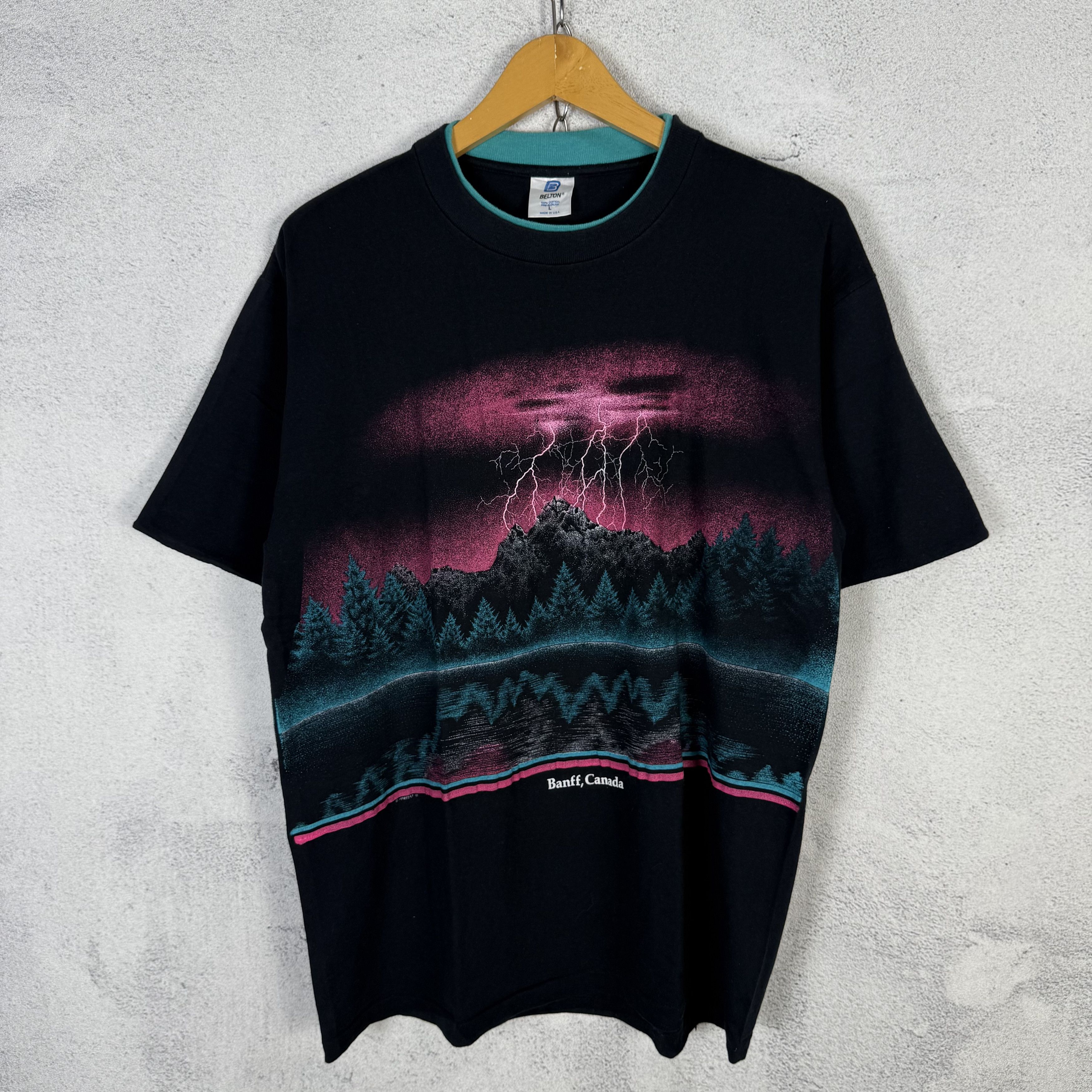 Vintage Vintage Lightning Mountain Habitat Tshirt Size US L / EU 52-54 / 3 - 1 Thumbnail