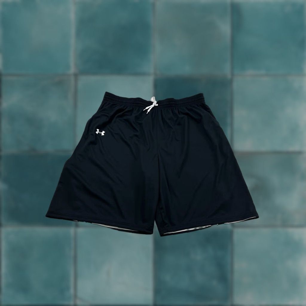 VINTAGE Under Armour Shorts Men’s 3XL Athletic Reversible Black White Basketball Gym Training