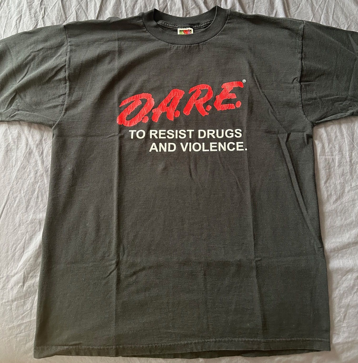 Vintage 90s Vintage DARE T-shirt Size US L / EU 52-54 / 3 - 1 Thumbnail