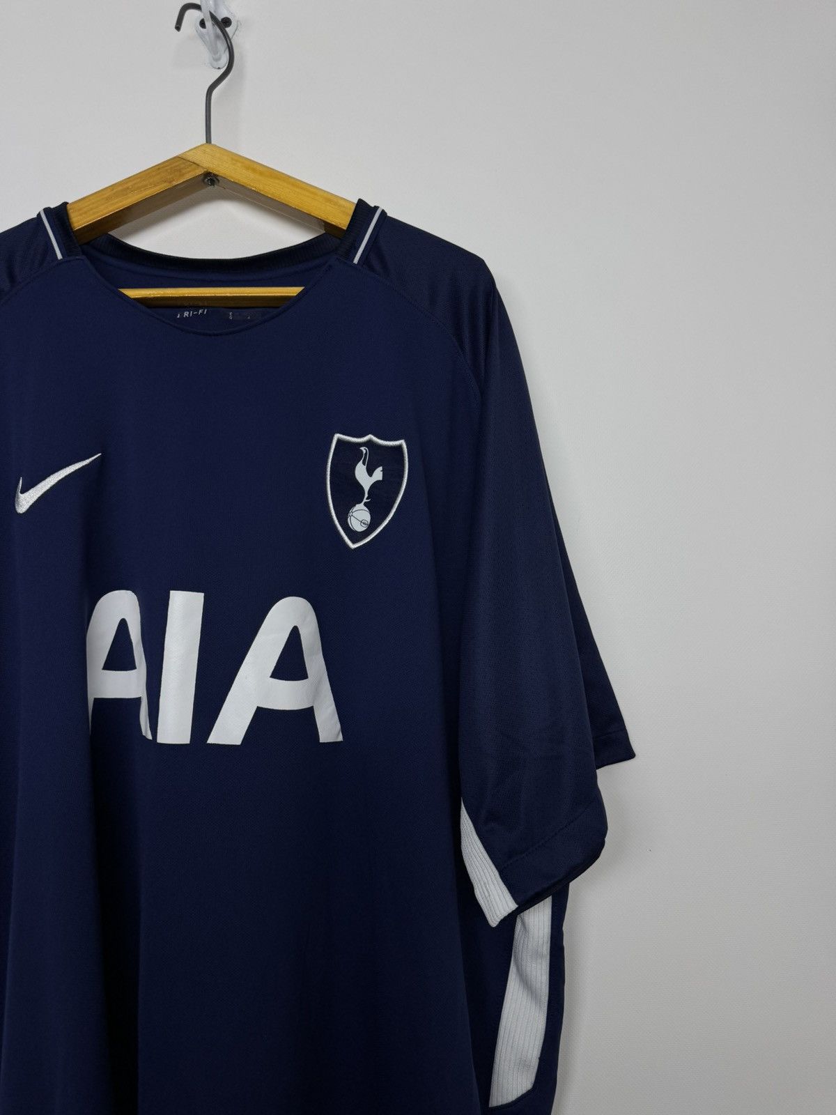 Nike Vintage Y2k Nike Soccer Jersey Tottenham Spurs #10 KANE Size US XXL / EU 58 / 5 - 7 Thumbnail