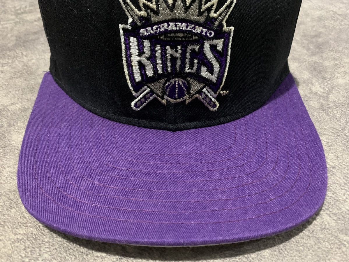 NBA × Vintage Vintage Sacramento Kings AJD Snapback OSFA Hat Cap Size ONE SIZE - 3 Thumbnail