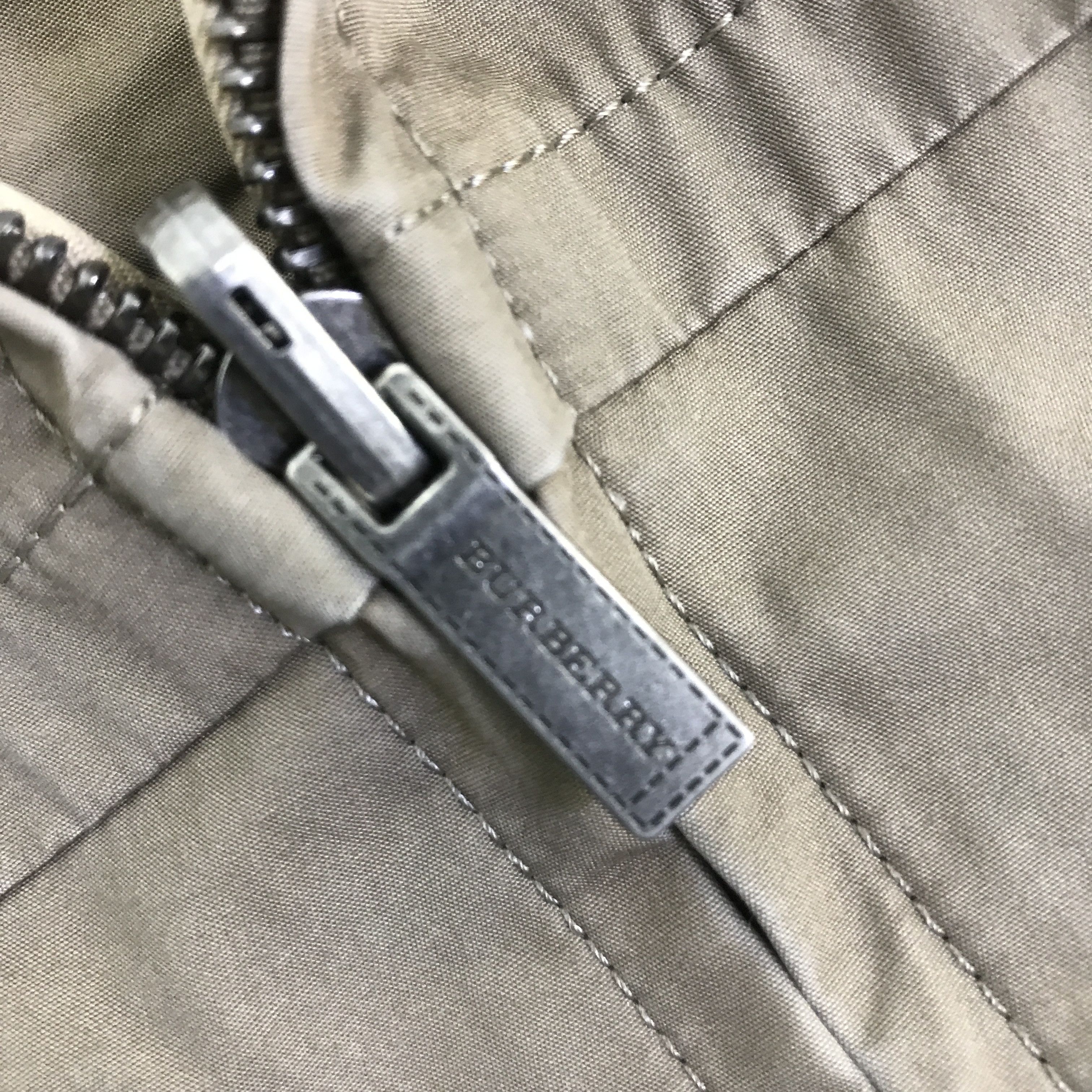 Burberry BURBERRY FADED VEST K121B18 Size US L / EU 52-54 / 3 - 9 Thumbnail