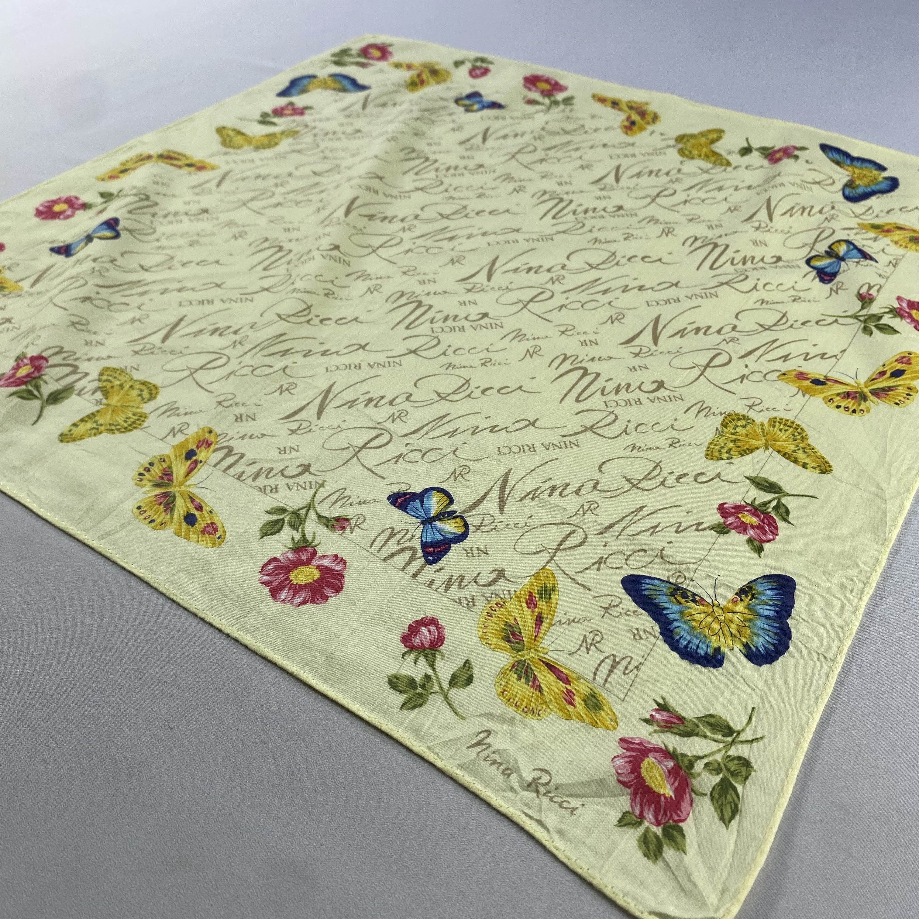 Vintage Nina Ricci Bandana/ Handkerchief / Neckerchief Size ONE SIZE - 4 Thumbnail