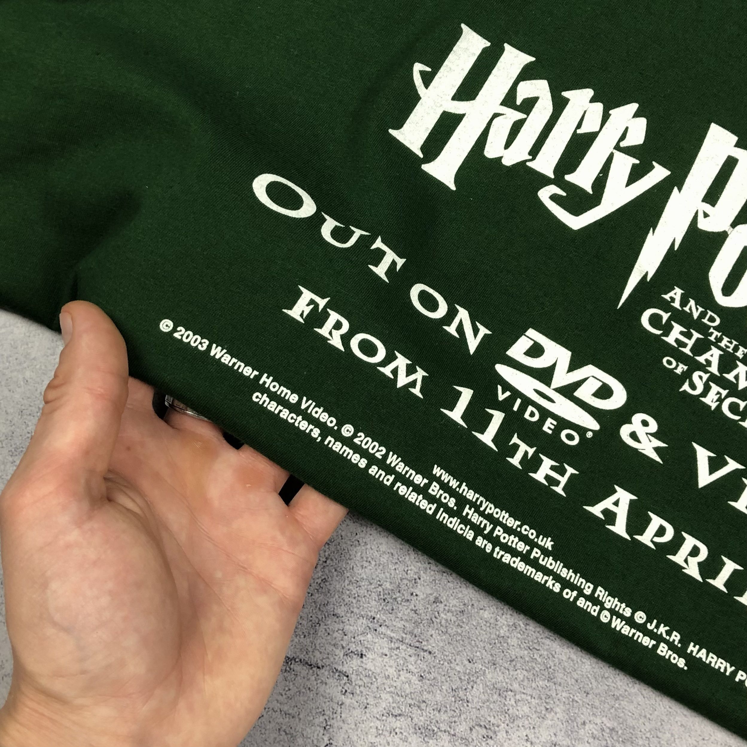 Vintage 2002 Harry Potter and the Chamber of Secrets Tee Size US L / EU 52-54 / 3 - 5 Thumbnail