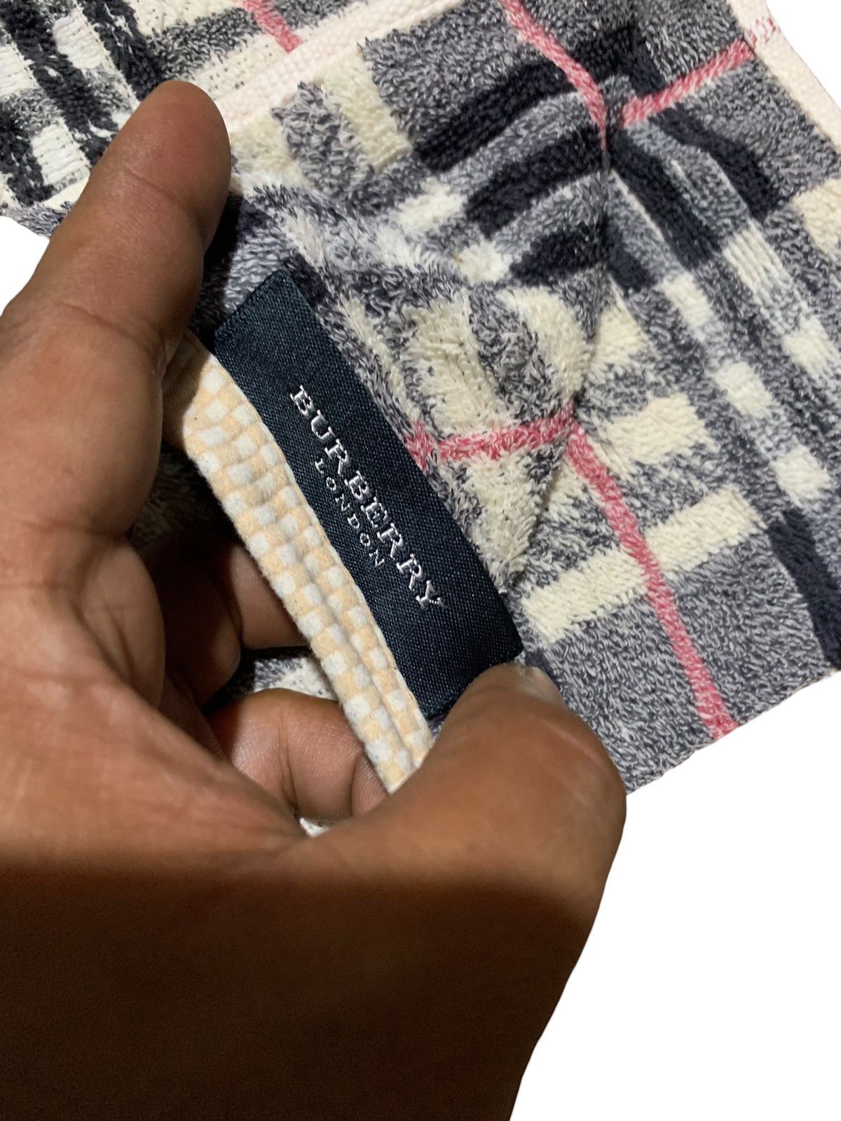 Burberry Burberry London Nova check bath towel Size ONE SIZE - 6 Thumbnail