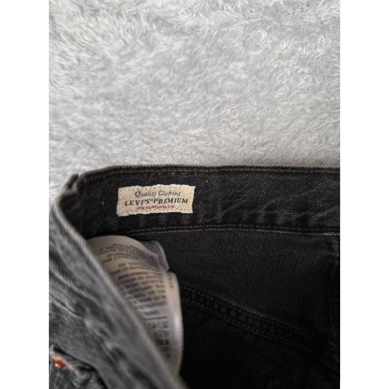 Levi's VINTAGE Levis Jeans Women 25 Black Denim 501 S Distressed Premium 26x25 Levi's 501 Series Mens Size 42" / US 20 - 6 Thumbnail