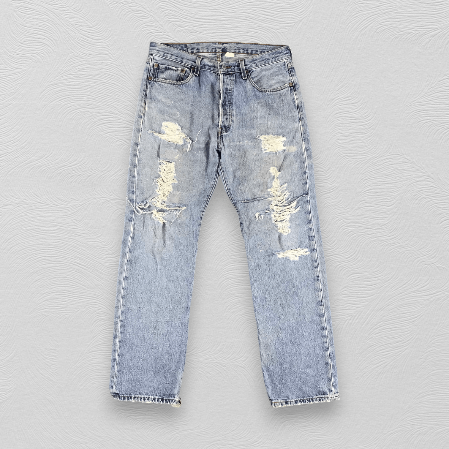 Vintage Levi's 501 Jeans Distress Medium Wash Denim KJ863