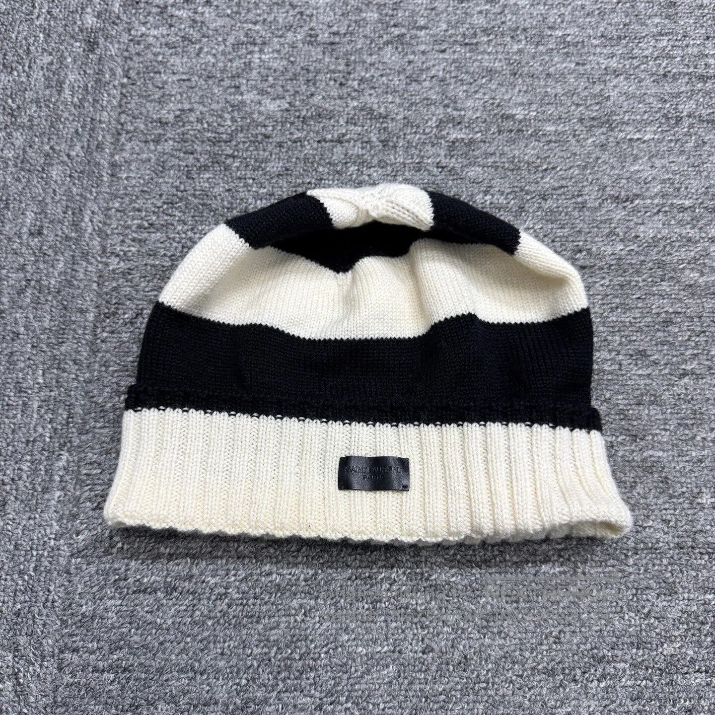 Saint Laurent Paris #REF! Size ONE SIZE - 1 Thumbnail