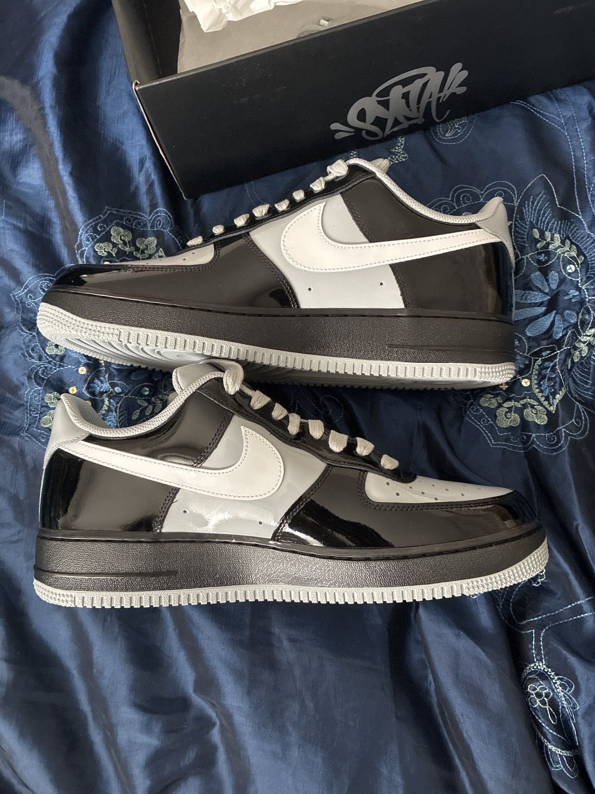 Syna World Nike x Syna Air Force 1 Low Smoke Grey Size US 13 / EU 46 - 7 Thumbnail
