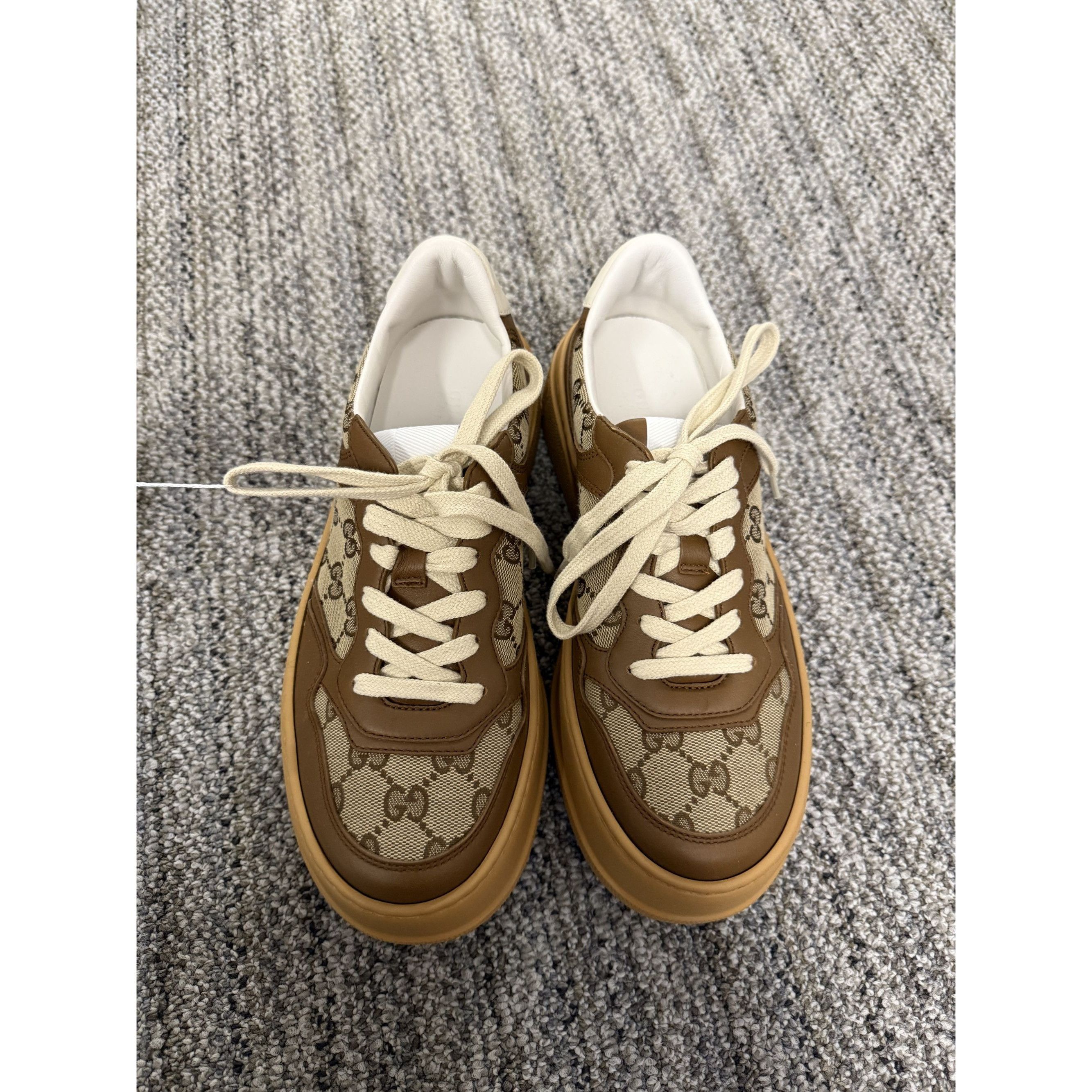 Gucci Gucci GG Supreme Beige & Brown Sneakers Made In Italy Size US 8 / IT 38 - 1 Thumbnail