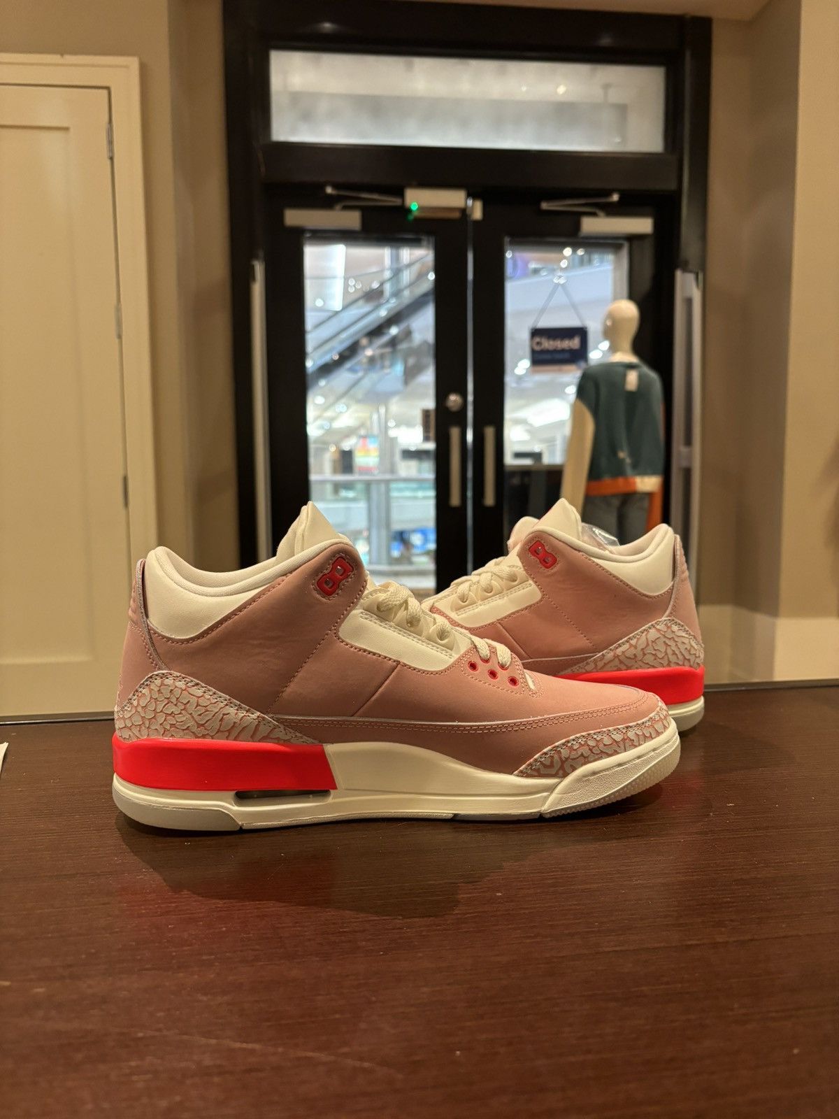 Jordan Brand Jordan 3 Retro Rust Pink (Women’s) Size US 9.5 / EU 42-43 - 4 Thumbnail