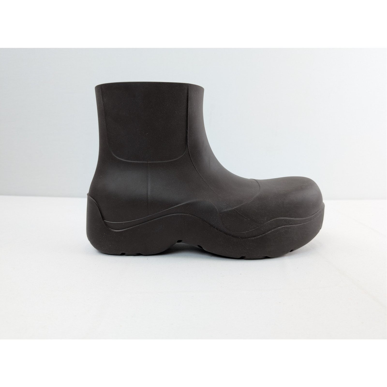 Bottega Veneta o1rshd1 Q:2 / Matt Rubber Puddle Ankle Boot in Fondant 46 Size US 13 / EU 46 - 4 Thumbnail