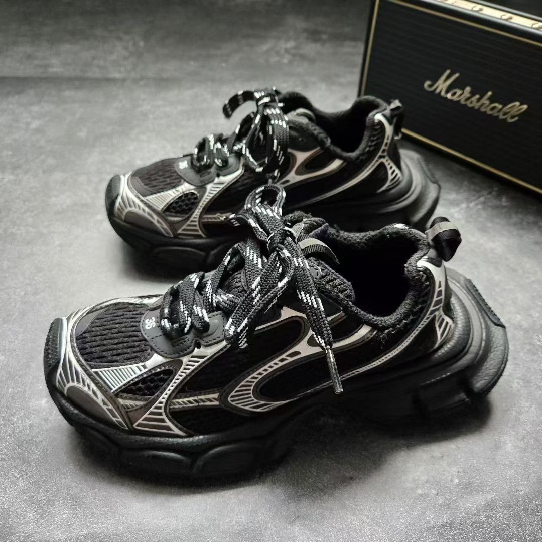 Balenciaga Balenciaga Silver Lowtop Sneakers XXXL Women Size US 8 / IT 38 - 1 Thumbnail