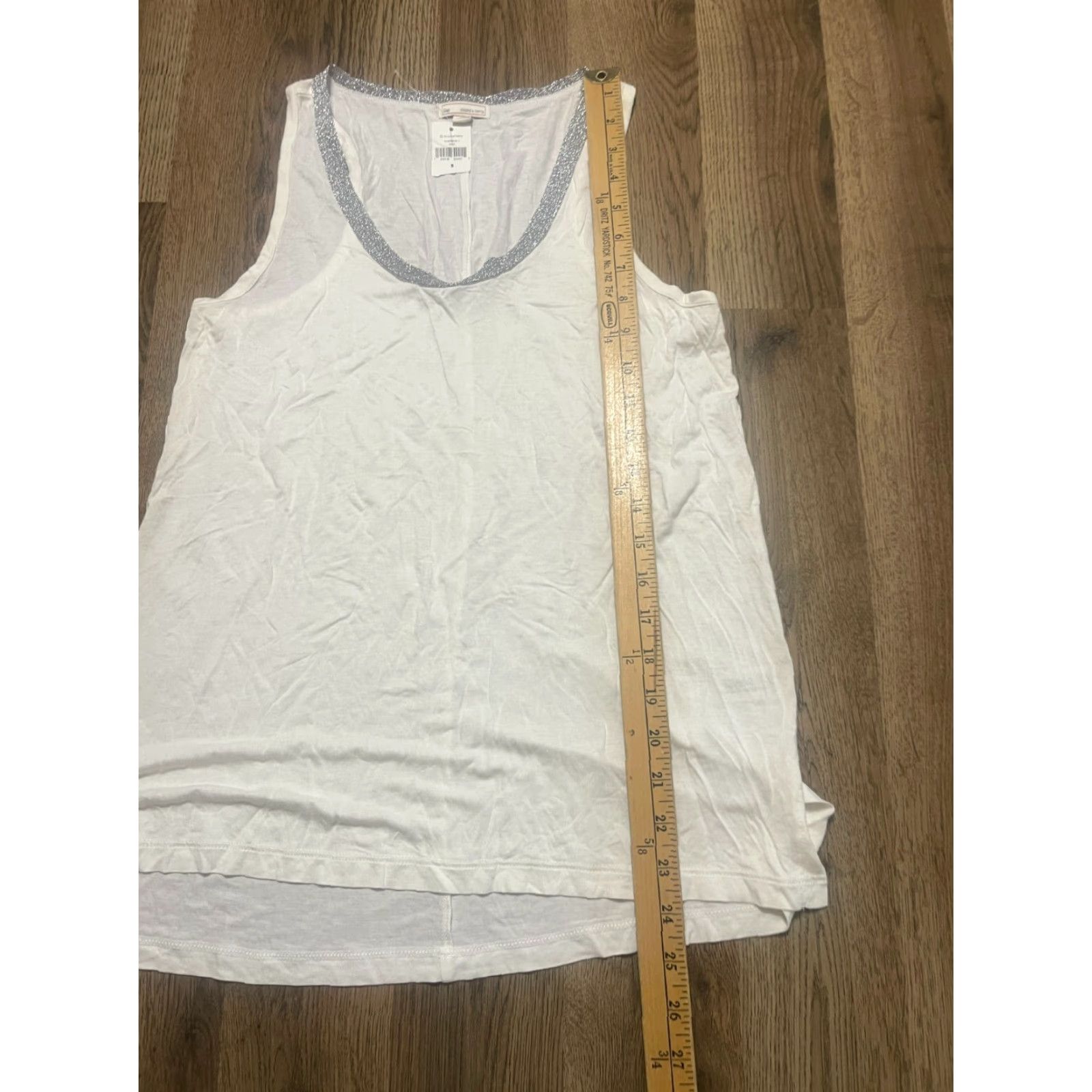 Gap GAP Tank Top Women's Small White Silver Scoop Neck NWT Tank Shirt Casual Basic Size S / US 4 / IT 40 - 6 Thumbnail