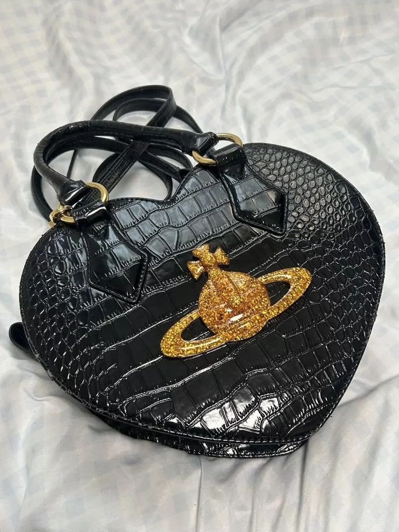 Vivienne Westwood Vivienne Westwood size os Crocodile skin Saturn drop glue p Size ONE SIZE - 2 Thumbnail