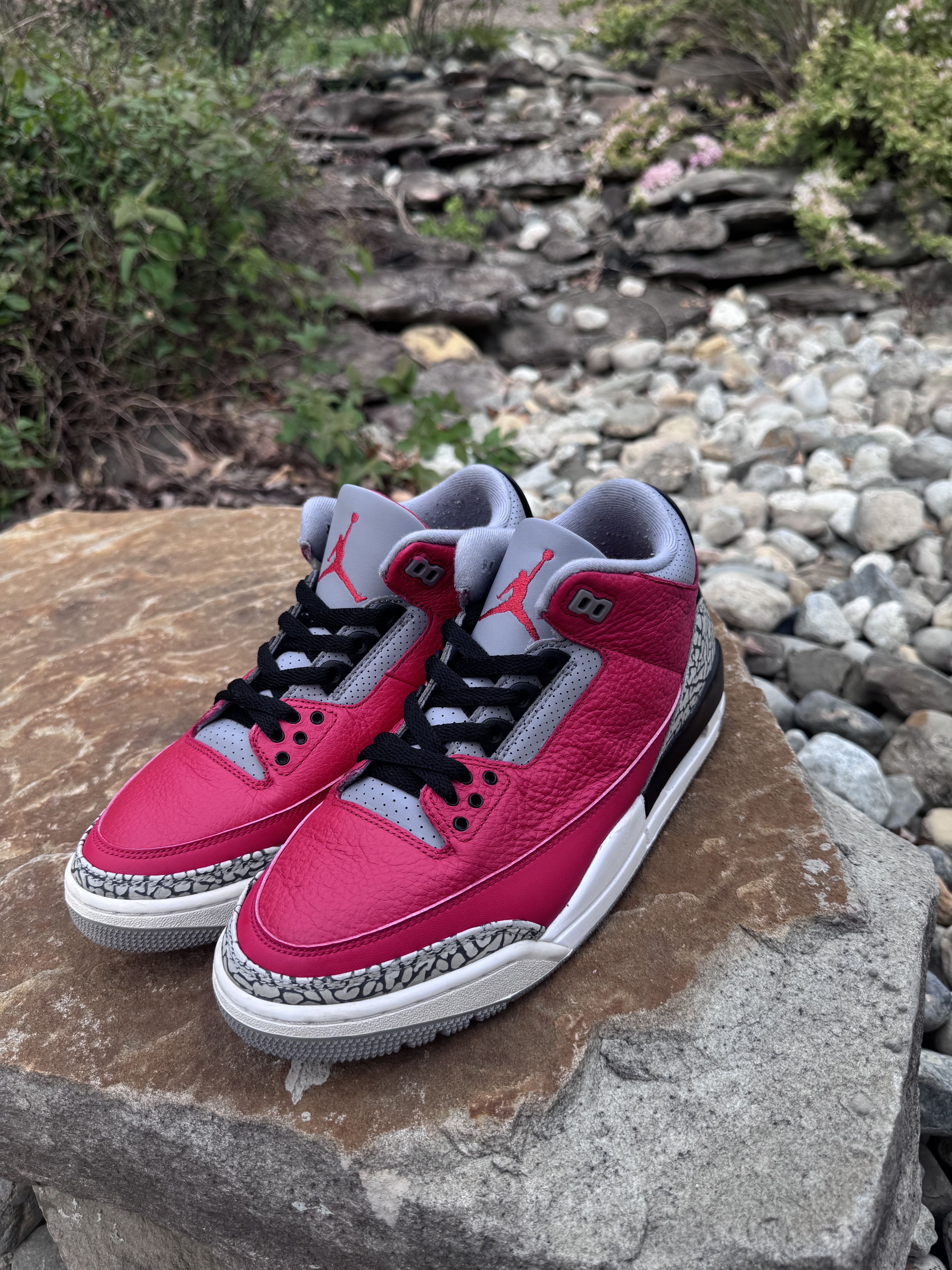 Jordan Brand Nike Air Jordan 3 retro SE Unite Size US 9 / EU 42 - 2 Thumbnail