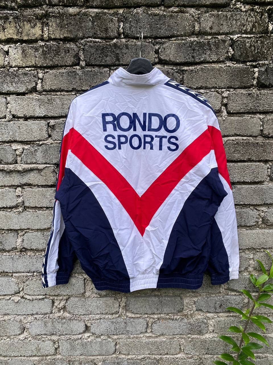 Speedo Vintage 89s Speedo Windbreaker Jacket Size US S / EU 44-46 / 1 - 1 Thumbnail