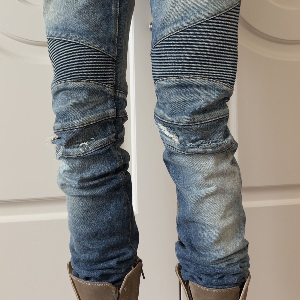 Balmain Balmain Distressed Mud Wash Biker Jeans Size US 29 - 2 Thumbnail