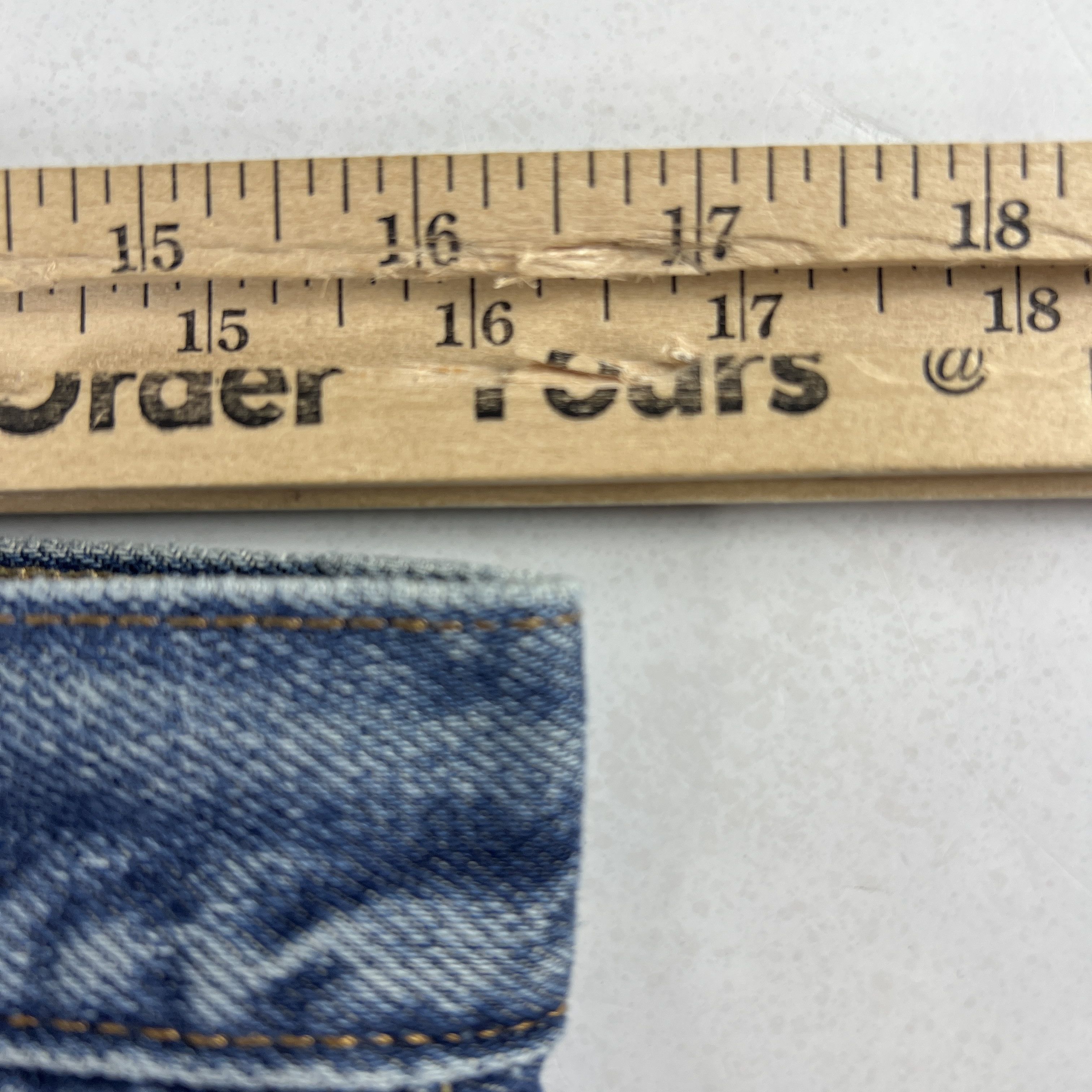 Levi's × Vintage Y2K Levi's Jean 505 Straight Blue Faded Grunge Cotton Denim Size US 33 - 25 Thumbnail