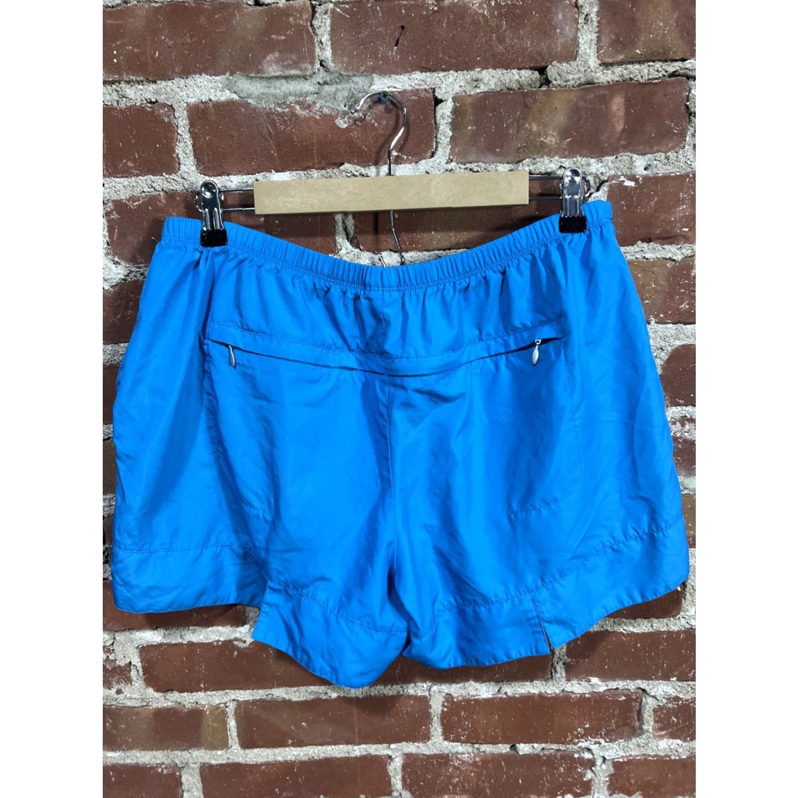 Nike VINTAGE Nike Windbreaker Shorts Womens XL Blue Nylon 90s Y2k Athletic Pockets Drawstring Zipper Size 40" / US 18 - 4 Thumbnail