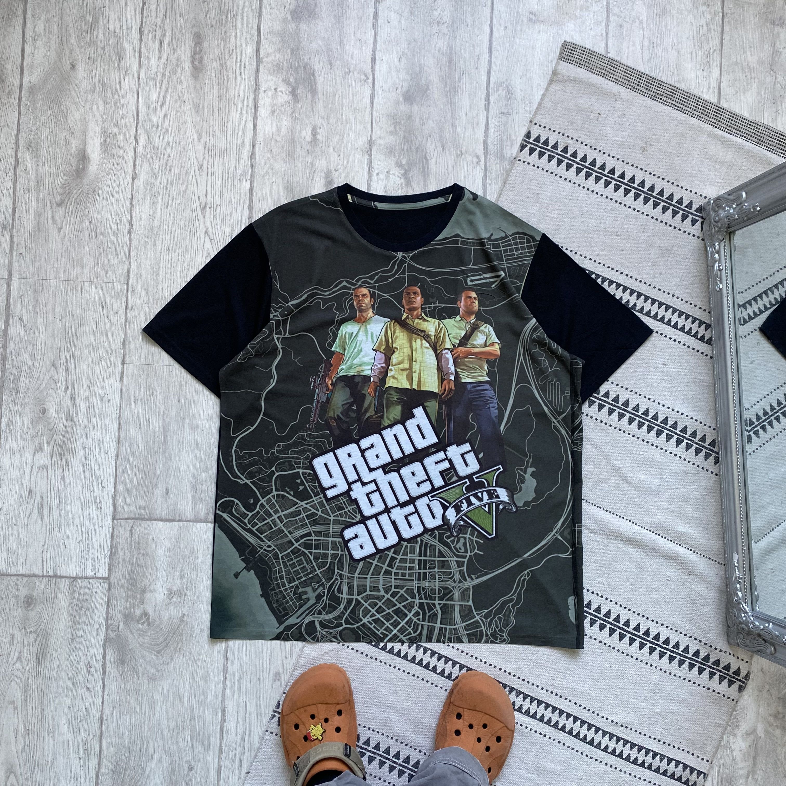 Playstation 🎮 Videogames GTA V tee Grand Theft Auto Vice city Size US XL / EU 56 / 4 - 1 Thumbnail