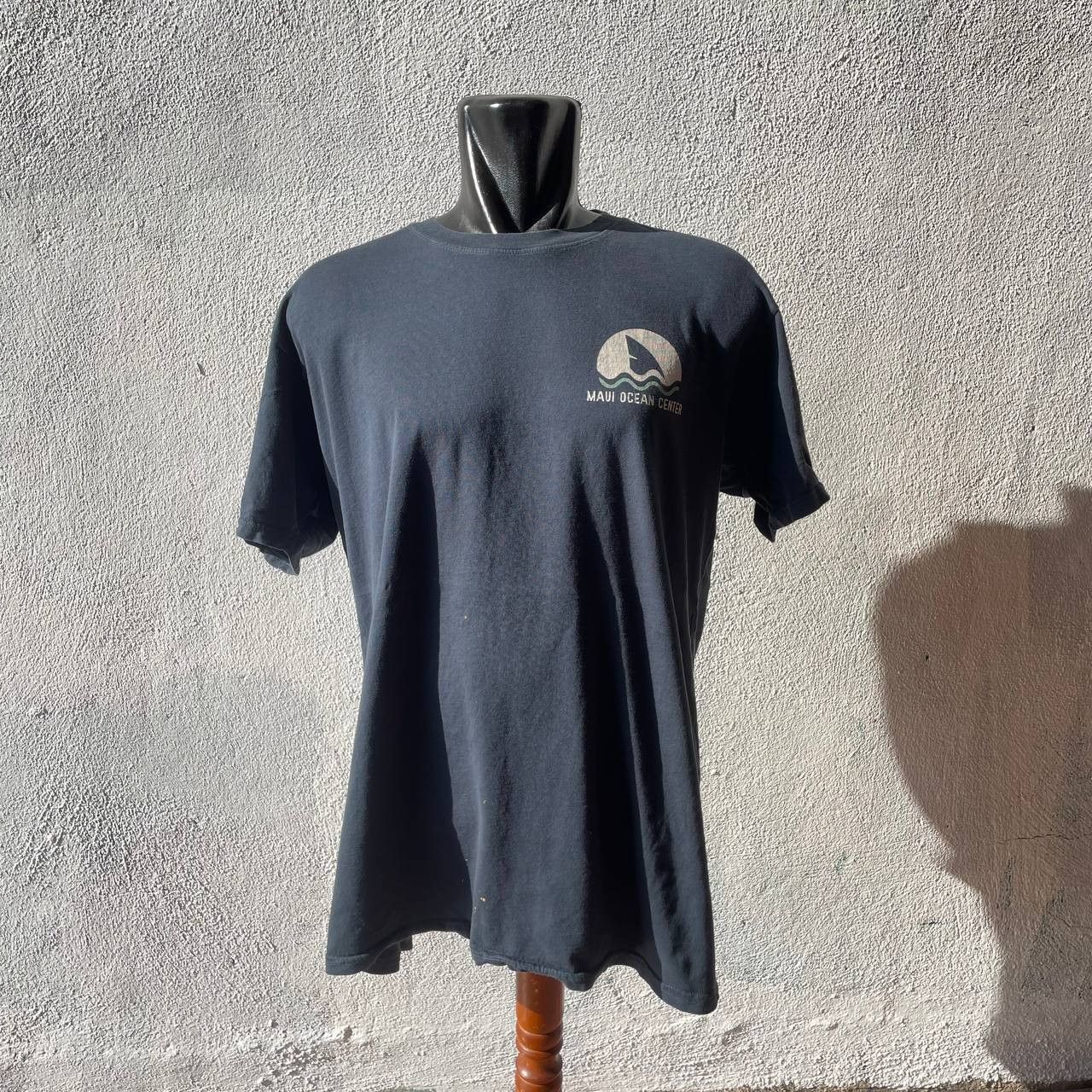Maui and Sons MAUI OCEAN CENTER SURF TSHIRT GRAPHIC Size US XL / EU 56 / 4 - 1 Thumbnail