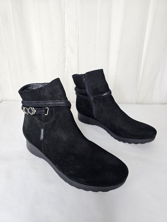 Mephisto MEPHISTO Azzura Black Suede Ankle Booties Soft-Air Wedge Size US 10 / IT 40 - 2 Thumbnail
