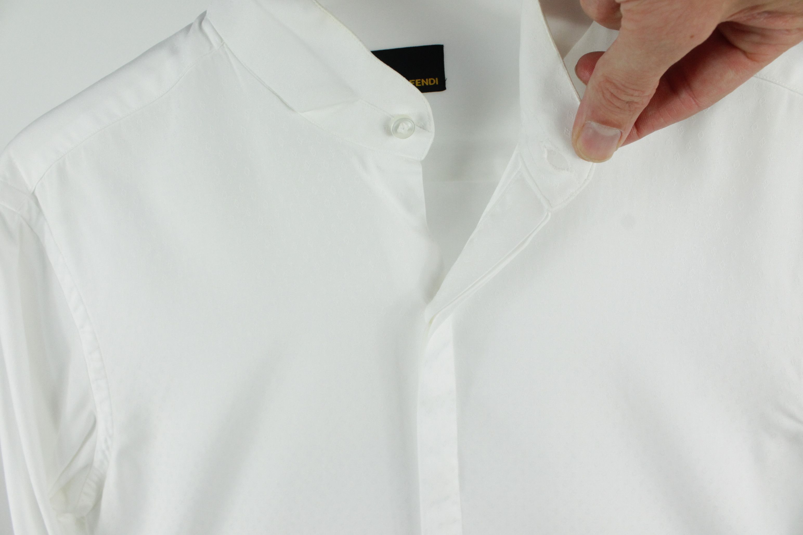 Fendi Fendi White Cotton Slim Fit Cufflinks Dress Formal Shirt Size US M / EU 48-50 / 2 - 3 Thumbnail