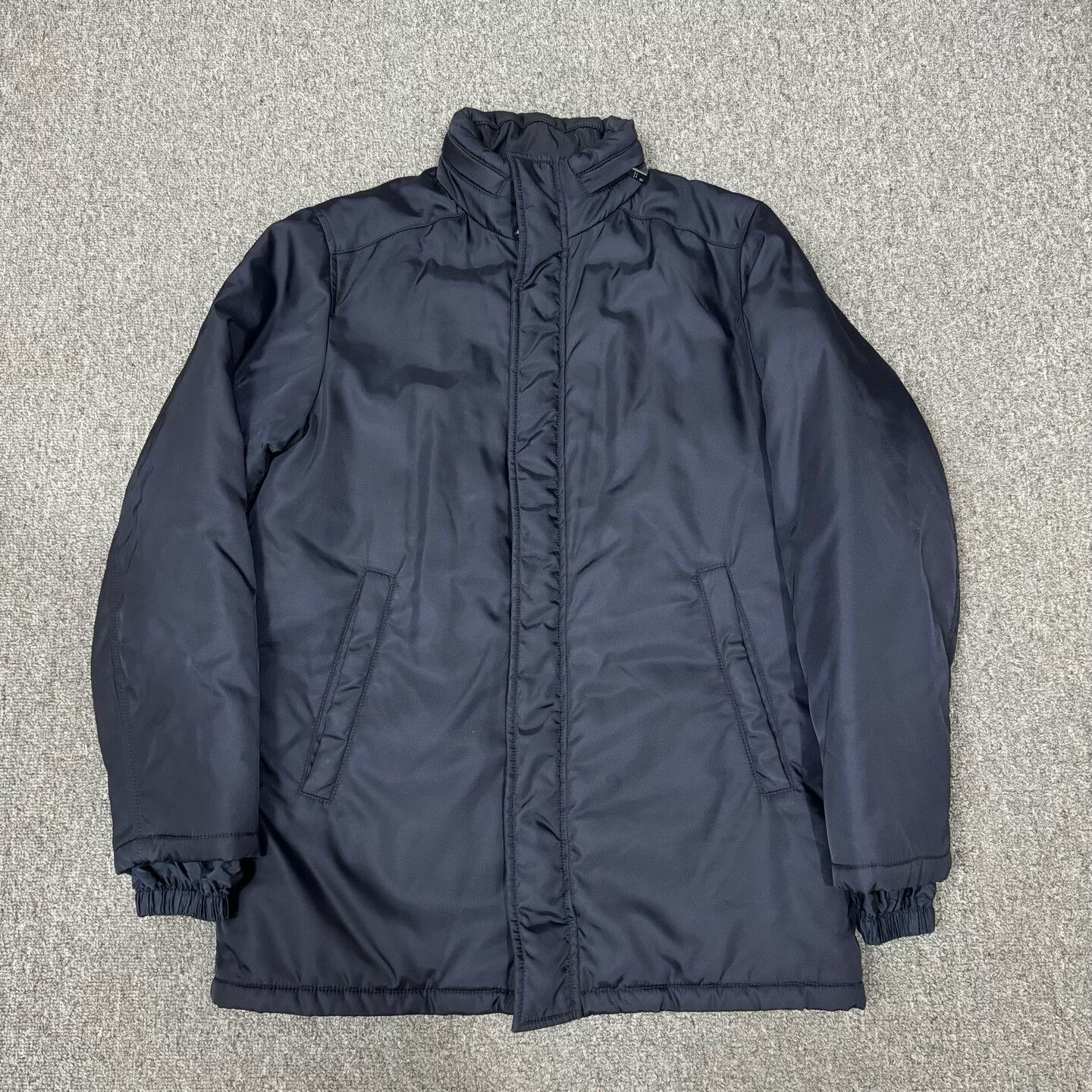 Prada Prada Navy Cotton Puffer Jacket Size US S / EU 44-46 / 1 - 1 Thumbnail
