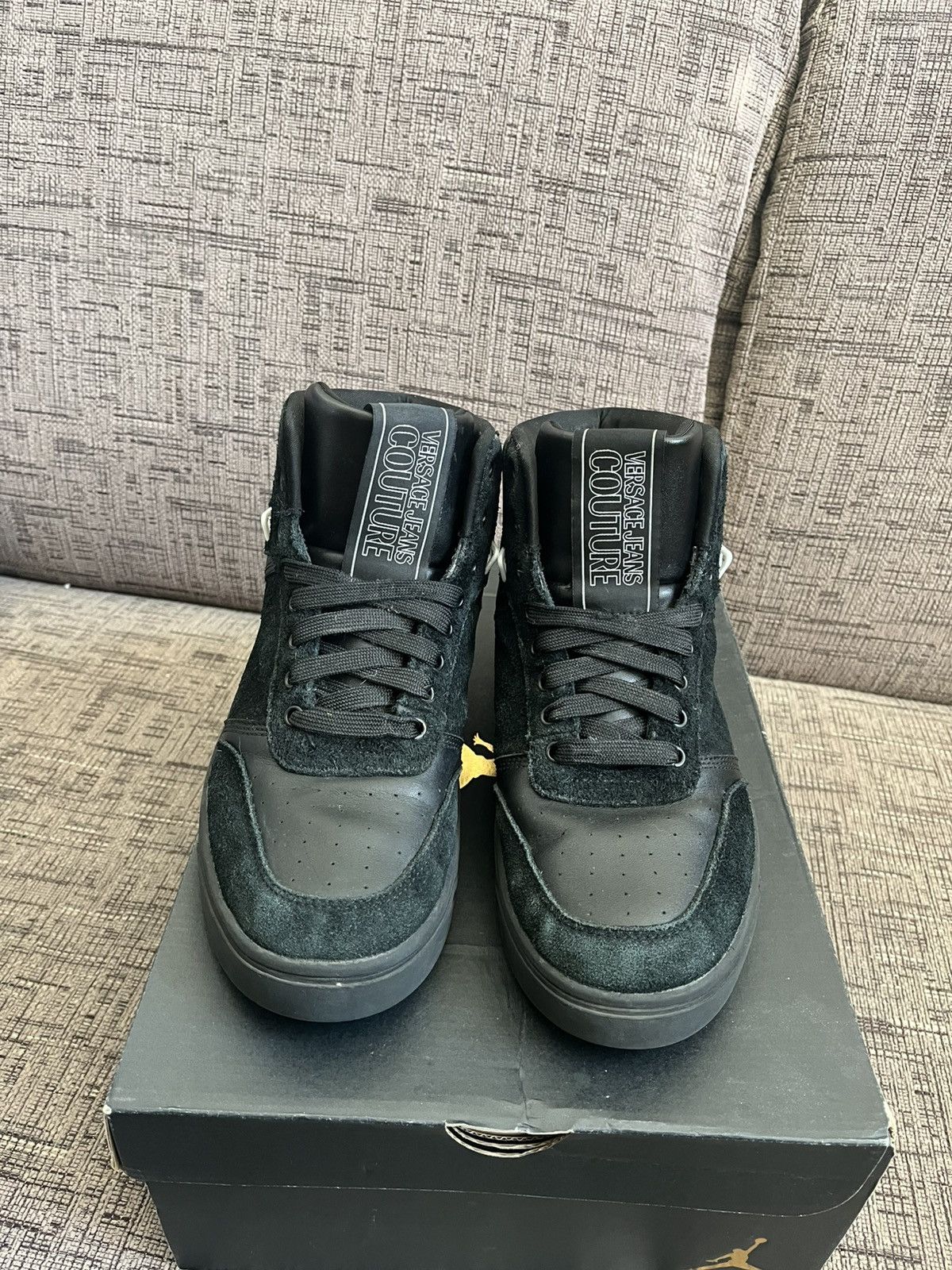 Versace Versace Leather Sneakers Size US 7 / EU 40 - 3 Thumbnail